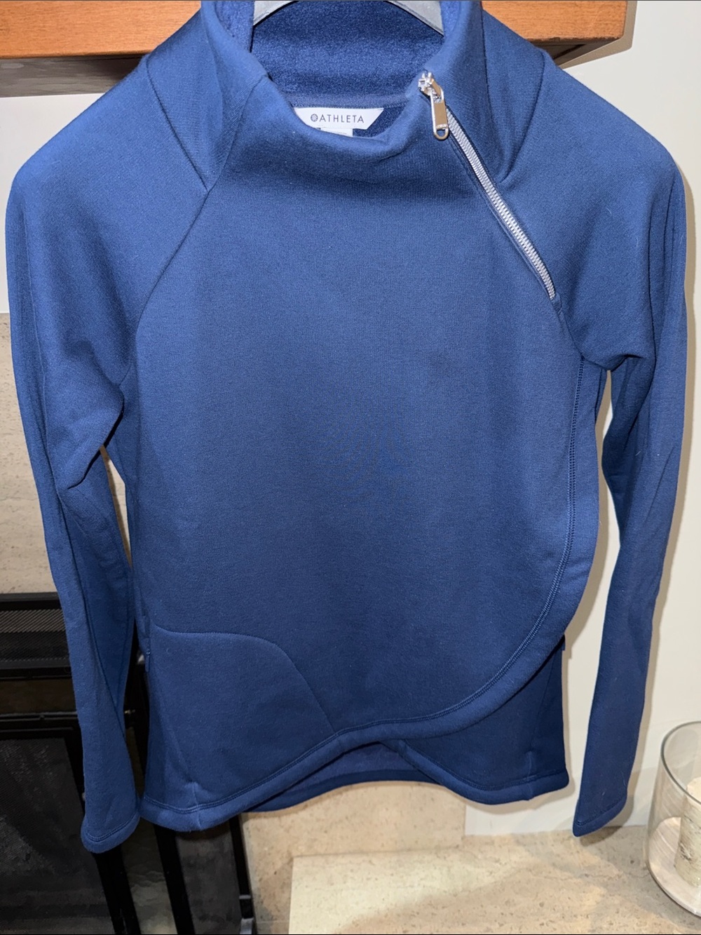 Athleta Navy Asymmetrical Zip Sweatshirt. Women’s Size XS.